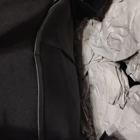 NWT Madden Girl Black Velvet Backpack - Picture 4 of 5